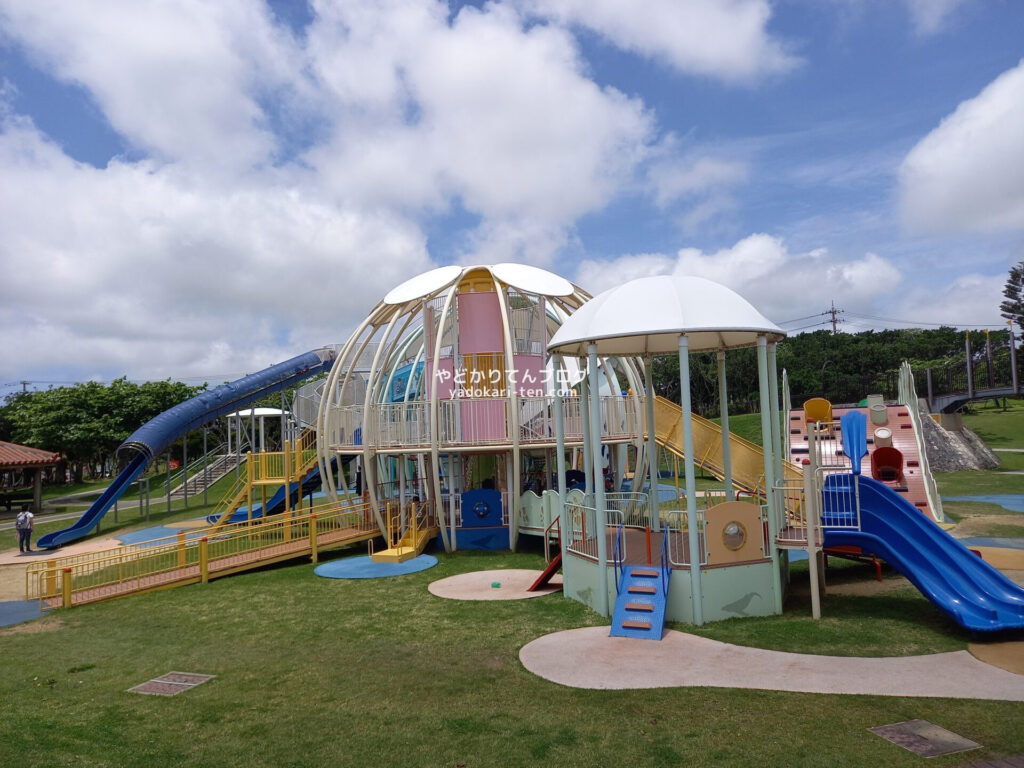 沖縄県営平和祈念公園のこどもの広場